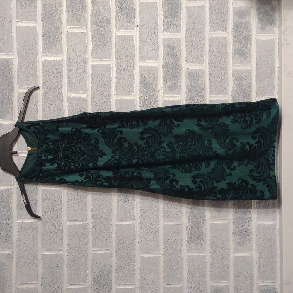 B Darlin Women's Emerald Green with Velvet Patterned Mini Dress Size 3/4